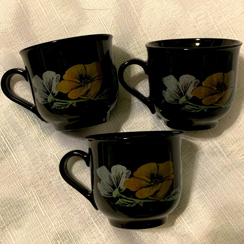 Arcoroc France 3 Cups Teacups Julie Pattern Black Gold Silver Flowers Durand